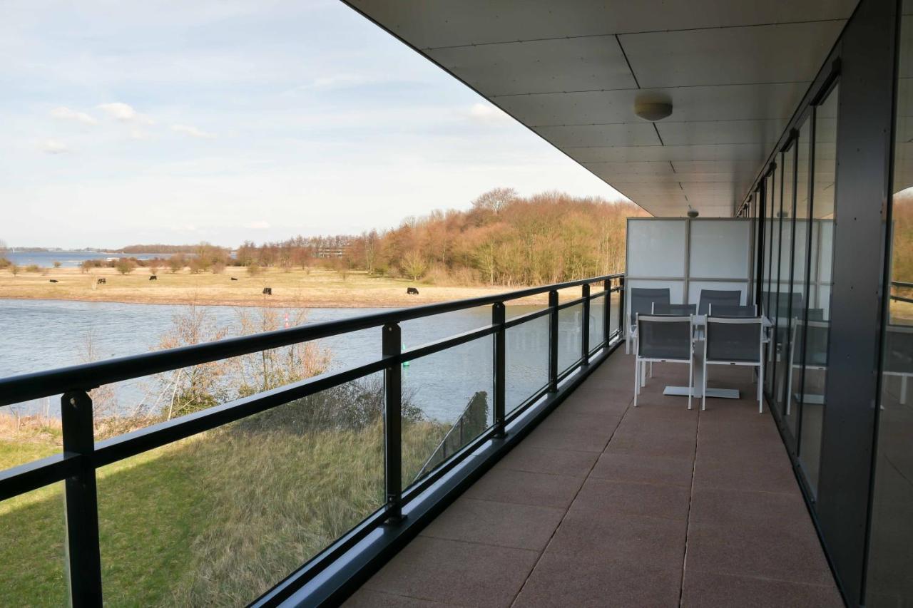 Appartement Aan Jachthaven Met Zicht Op Veerse Meer Arnemuiden Exterior foto